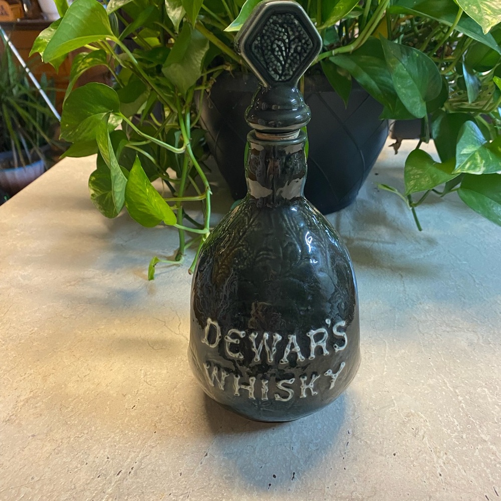 Dark Green Ceramic Whisky Decanter 10x5